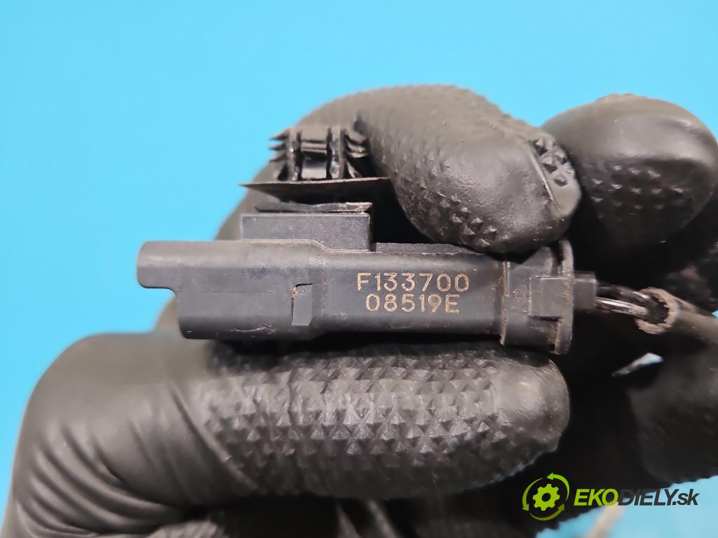 Peugeot 508 II 2018- 1.5 hdi 131 HP manual 96 kW 1499 cm3 5- snímač teploty: výfukové 9812378480 (Snímač)