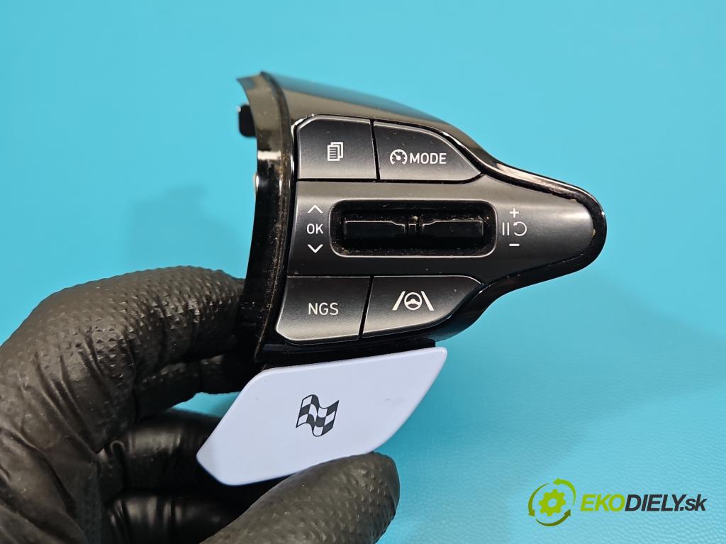 Hyundai I30 III 2016- 2.0 16V 280KM automatic 206 kW 1998 cm3 5- Přepínač multifunkční: řízení: 3V4R2T-1000 (Páčky pod volantem)