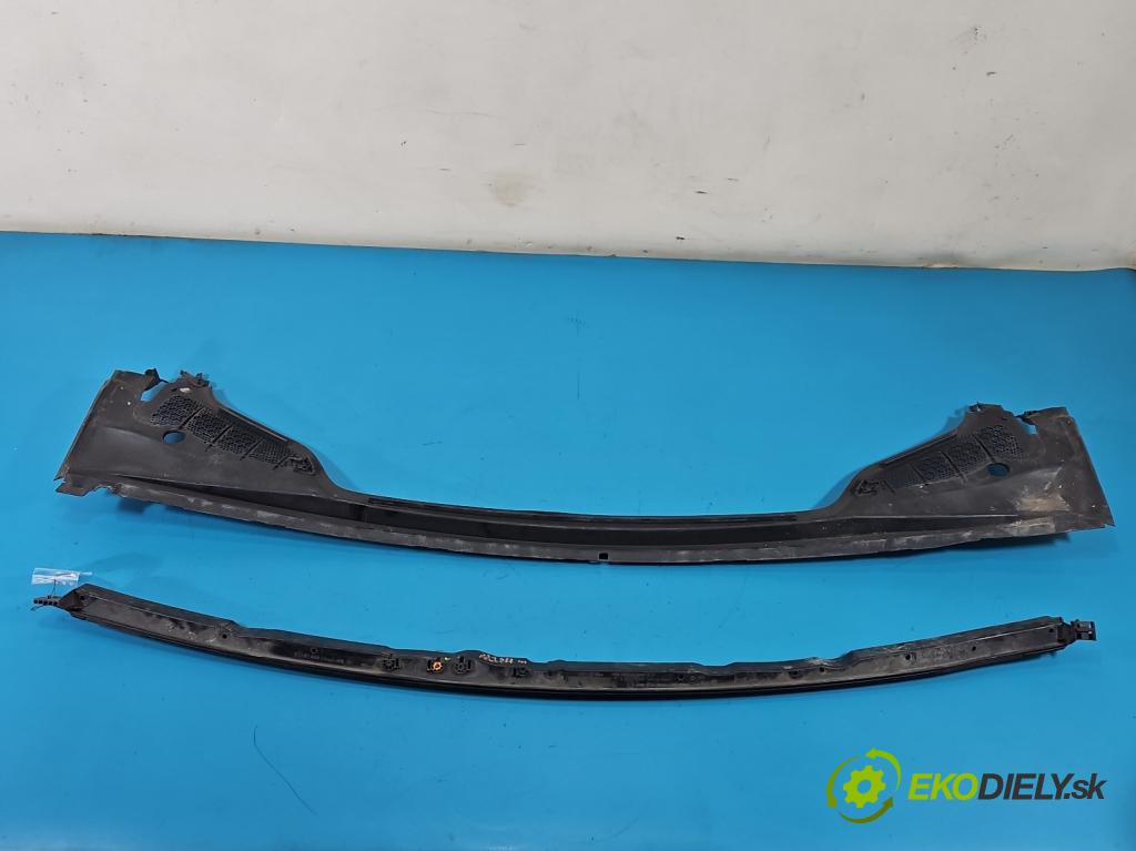 Peugeot 308 I 2007-2013 1.6 hdi 90 HP manual 66 kW 1560 cm3 5- torpédo 9673257380 (Torpédo (plast pod čelným sklom))