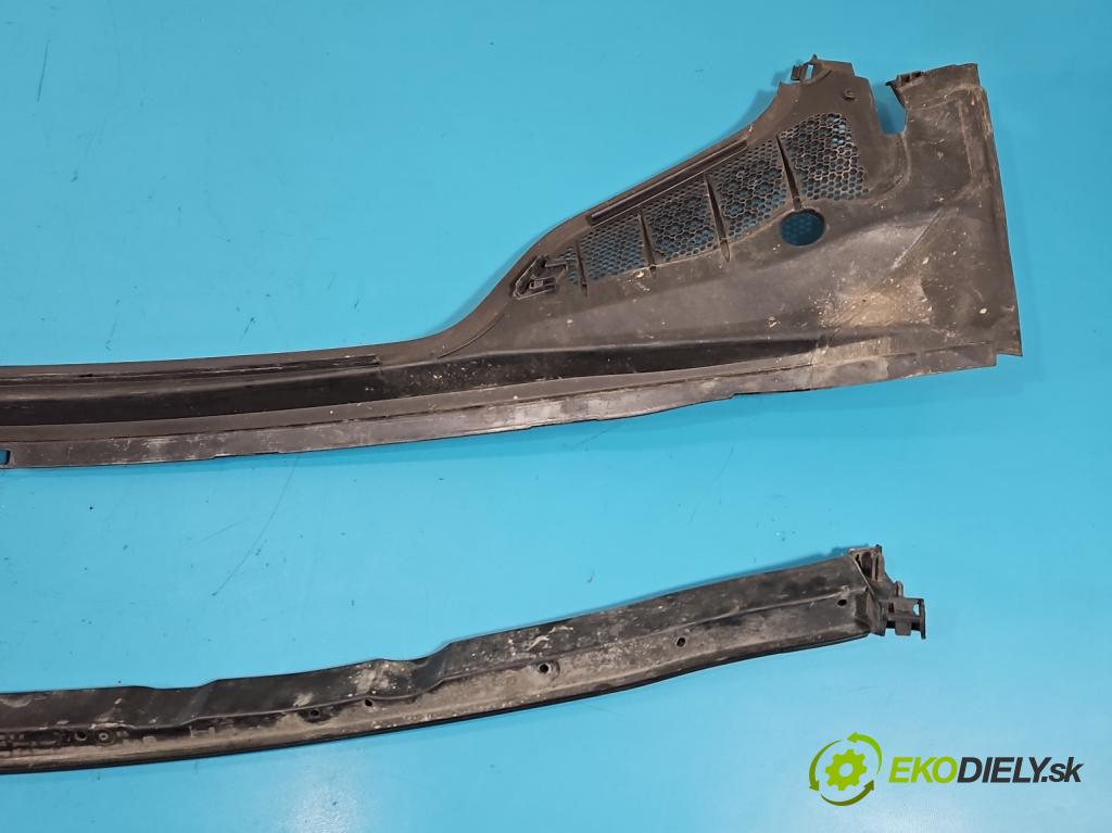 Peugeot 308 I 2007-2013 1.6 hdi 90 HP manual 66 kW 1560 cm3 5- torpédo 9673257380 (Torpédo (plast pod čelným sklom))