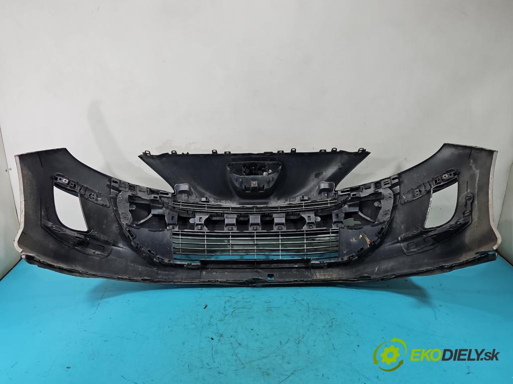 Peugeot 308 I 2007-2013 1.6 hdi 90 HP manual 66 kW 1560 cm3 5- nárazník predné 9680484677 (Kľučka dverí ostatné)