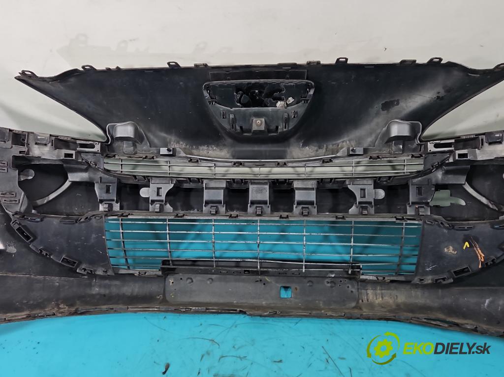 Peugeot 308 I 2007-2013 1.6 hdi 90 HP manual 66 kW 1560 cm3 5- nárazník predné 9680484677 (Kľučka dverí ostatné)