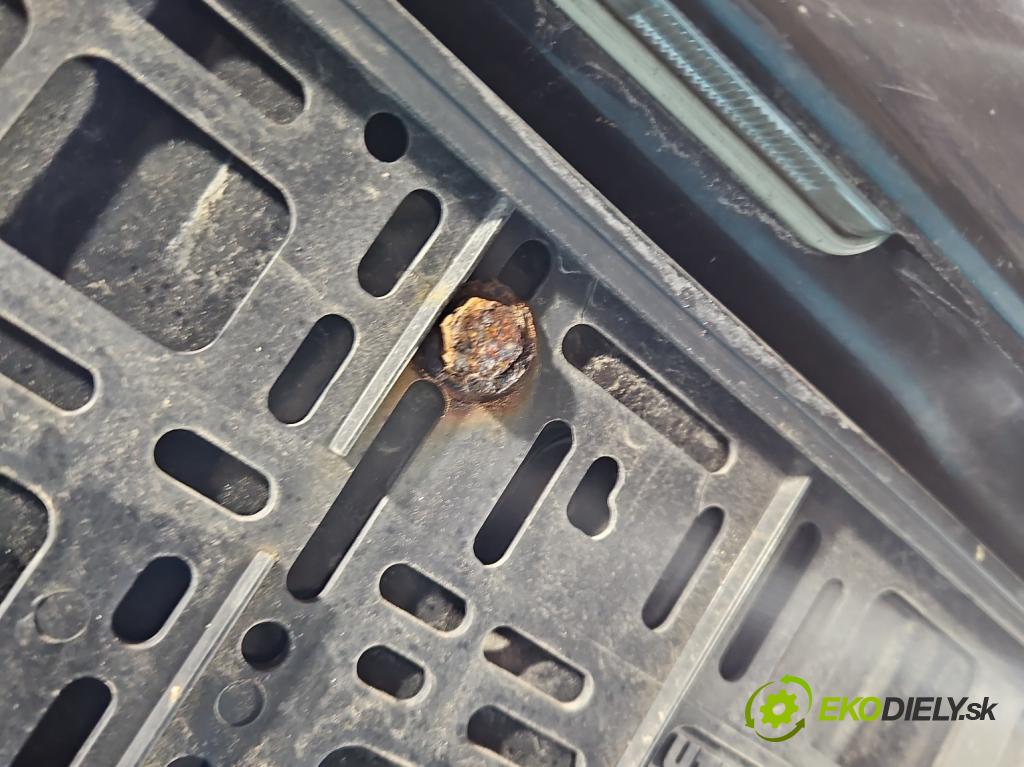 Toyota Avensis II T25 2003-2008 1.8 vvti 129 hp manual 95 kW 1794 cm3 5- zadní kufrové dveře  (Zadní kapota (kufr))