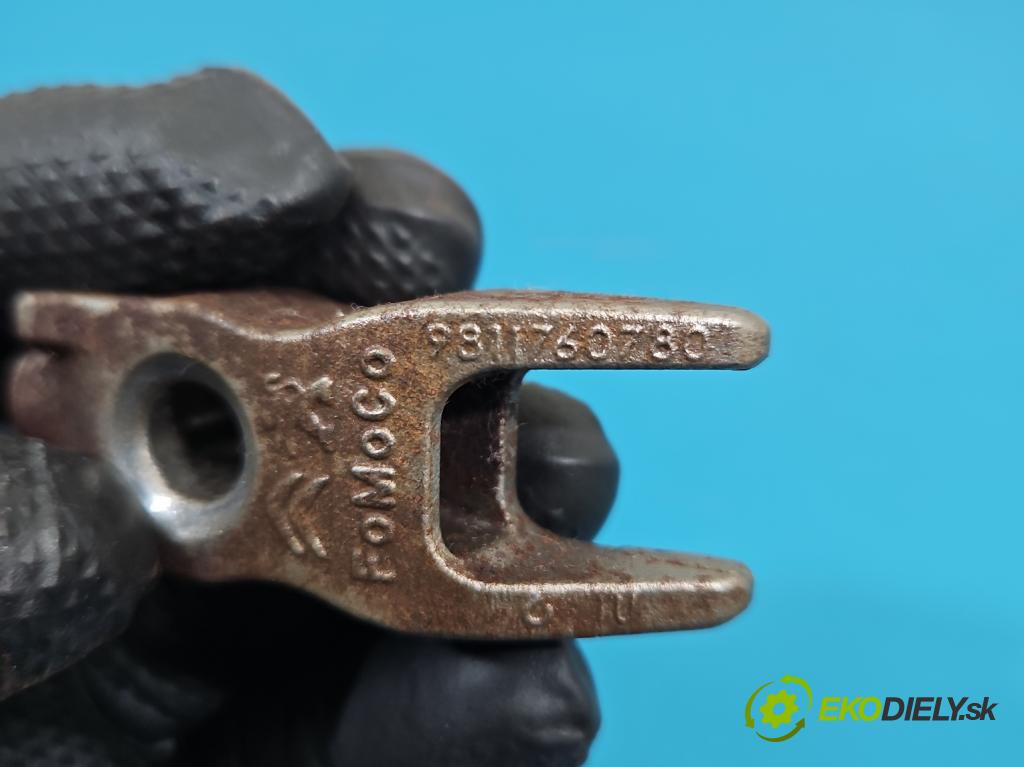 Peugeot 508 II 2018- 1.5 hdi 131 HP manual 96 kW 1499 cm3 5- Upevnenie: 9811760780