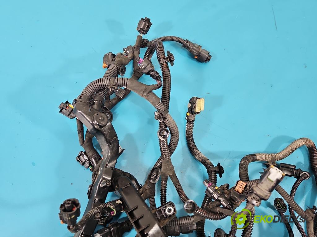 Peugeot 508 II 2018- 1.5 hdi 131 hp manual 96 kW 1499 cm3 5- Balíček: motoru 9821963280