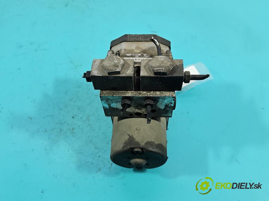 Vw Passat B5 1995-2005 1.8 T 150 HP manual 110 kW 1781 cm3 4- čerpadlo abs 0273004133 (Pumpa ABS)