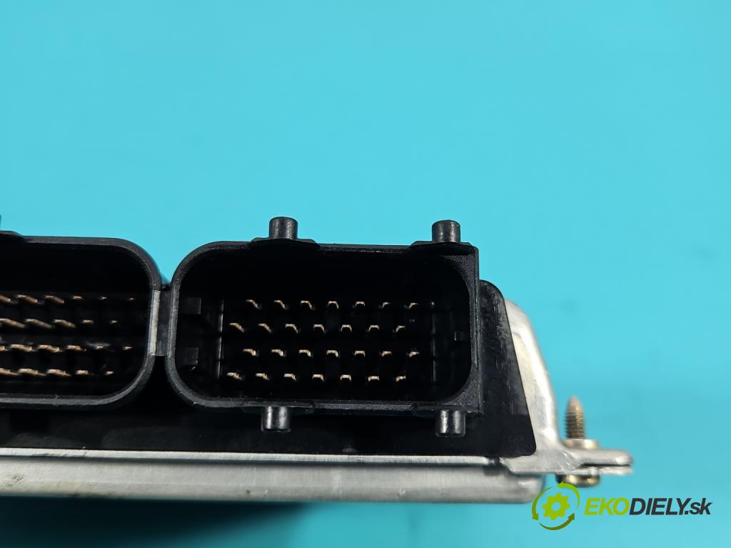 Vw Passat B5 1995-2005 1.8 T 150 hp manual 110 kW 1781 cm3 4- řídící jednotka motoru 0261204184