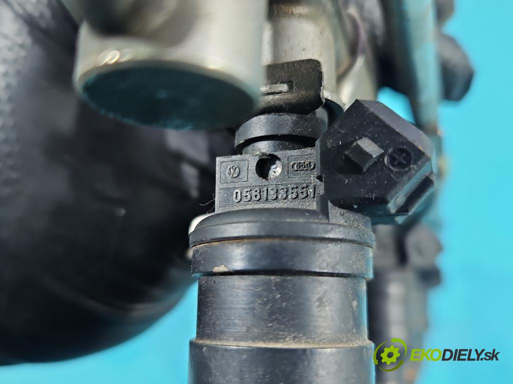 Vw Passat B5 1995-2005 1.8 T 150 HP manual 110 kW 1781 cm3 4- vstrek 058133551 (Vstrekovač paliva)