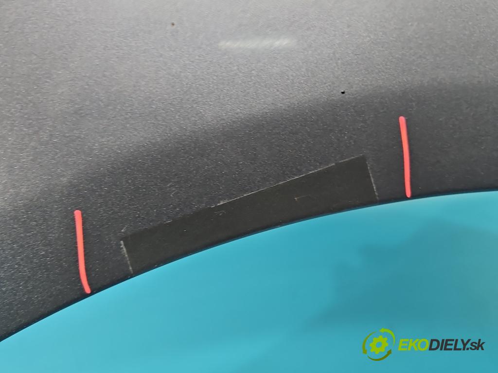 Kia Venga 1.4 16V 90 HP manual 66.2 kW 1396 cm3 5- blatník predné pravý  (Kľučka dverí ostatné)