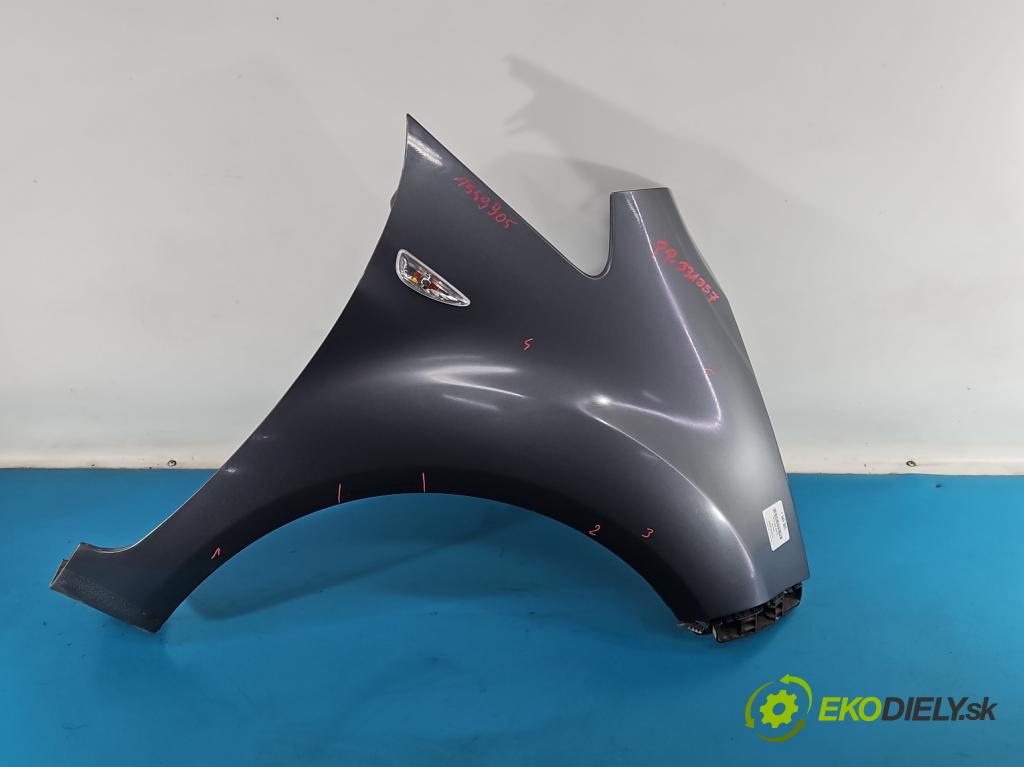 Kia Venga 1.4 16V 90 HP manual 66.2 kW 1396 cm3 5- blatník predné pravý  (Kľučka dverí ostatné)