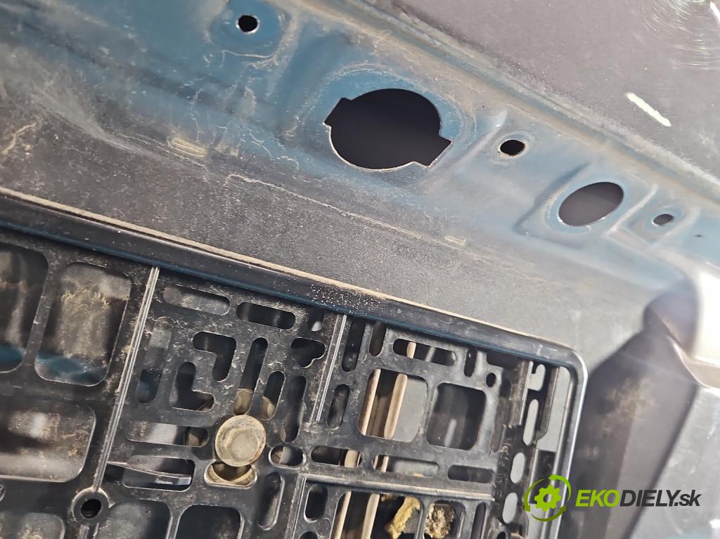 Kia Venga 1.4 16V 90 hp manual 66.2 kW 1396 cm3 5- zadní kufrové dveře  (Zadní kapota (kufr))