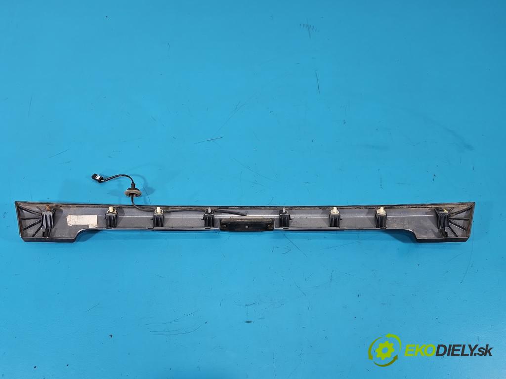 Kia Venga 1.4 16V 90 hp manual 66.2 kW 1396 cm3 5- klika kufrových dveří zadní 87310-1P000