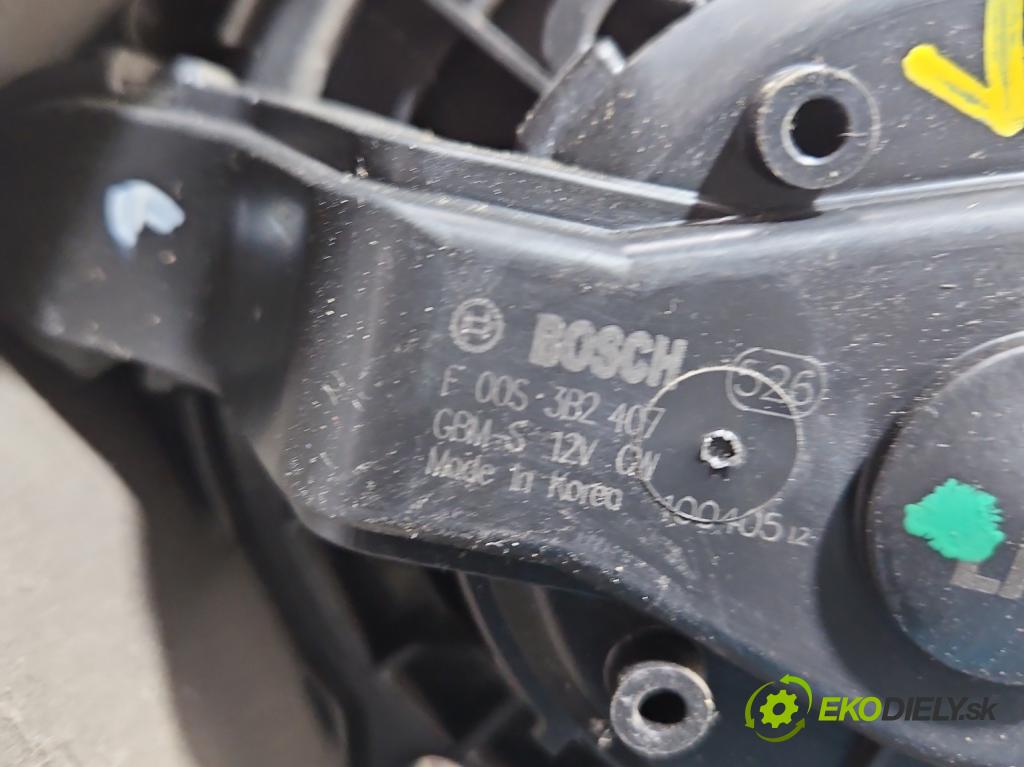 Kia Venga 1.4 16V 90 hp manual 66.2 kW 1396 cm3 5- radiátor 97200-1P000 (Radiátor topení)