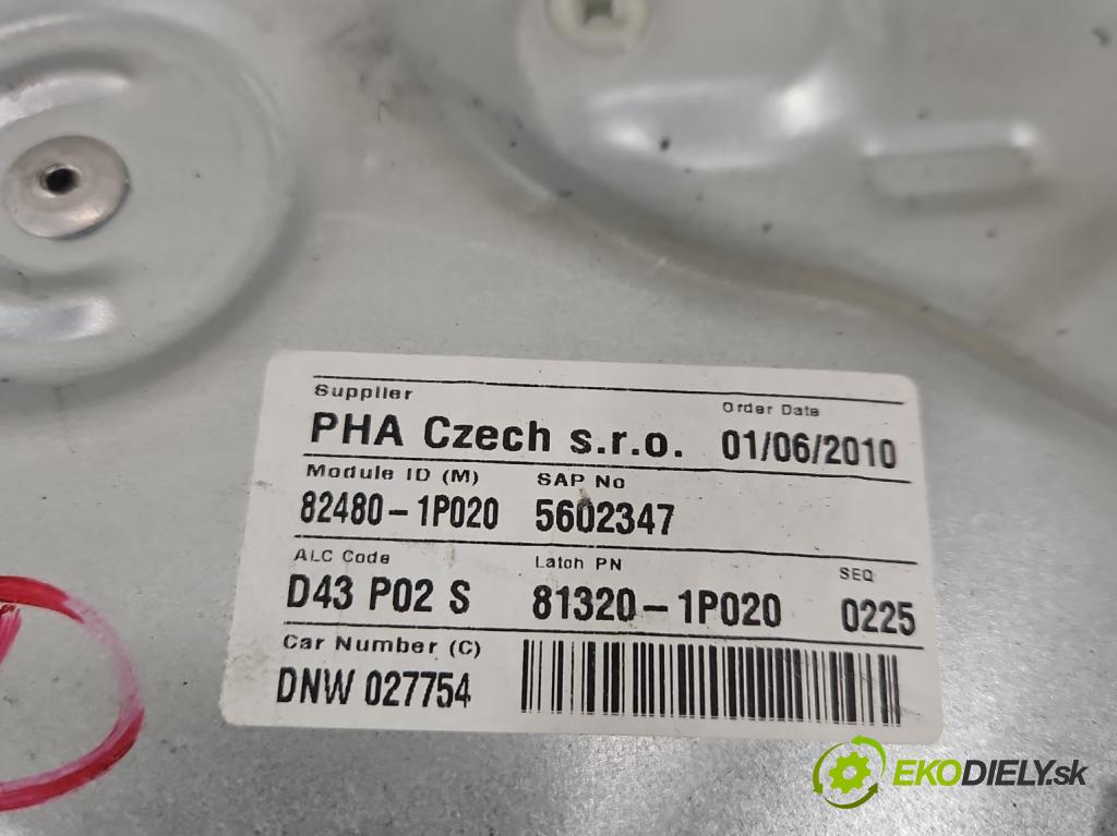 Kia Venga 1.4 16V 90 HP manual 66.2 kW 1396 cm3 5- mechanizmus okna predné pravý 81320-1P020