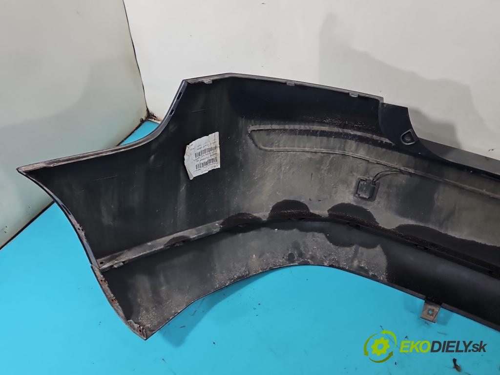 Volvo S40 II 2004-2012 1.8 16V 125 hp manual 92 kW 1798 cm3 4- nárazník zadní 30676200 (Klika dveří ostatní)