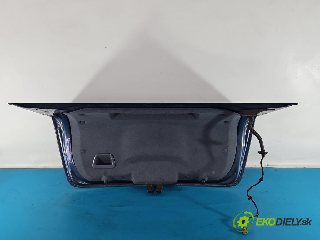 Volvo S40 II 2004-2012 1.8 16V 125 hp manual 92 kW 1798 cm3 4- zadní kufrové dveře  (Zadní kapota (kufr))