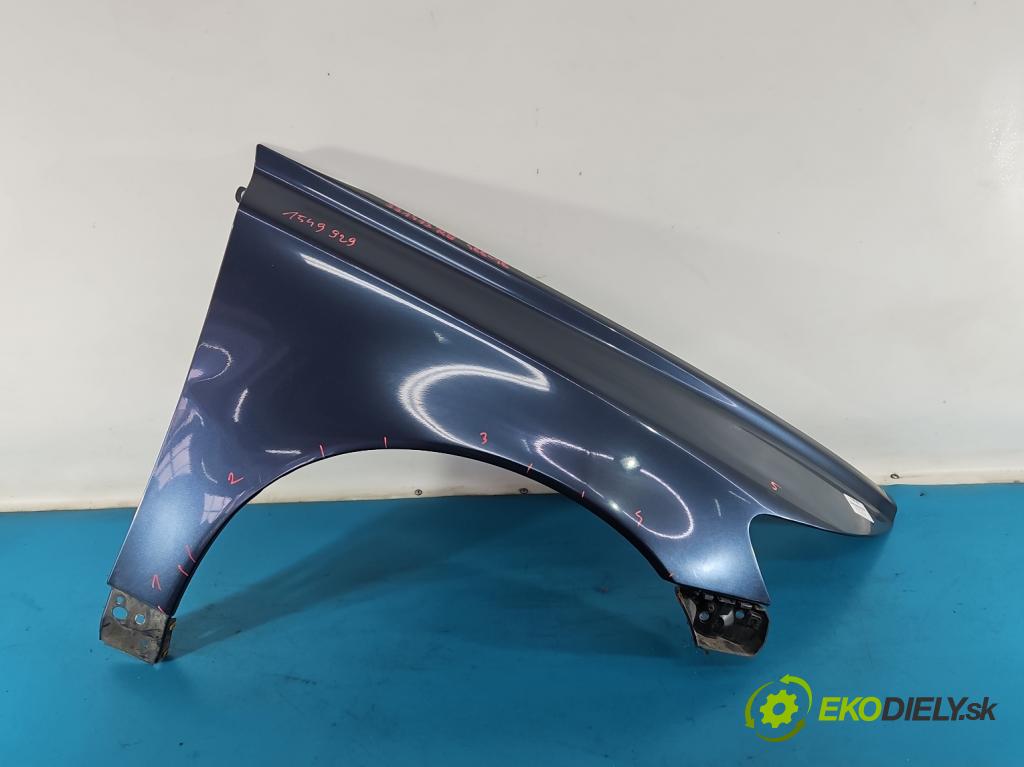 Volvo S40 II 2004-2012 1.8 16V 125 HP manual 92 kW 1798 cm3 4- blatník predné pravý  (Kľučka dverí ostatné)