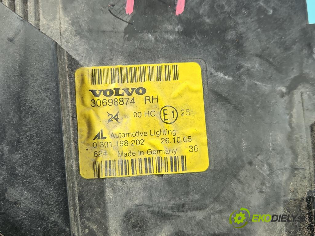 Volvo S40 II 2004-2012 1.8 16V 125 HP manual 92 kW 1798 cm3 4- Reflektor: pravý 30698874 (Svetlo predné pravé)