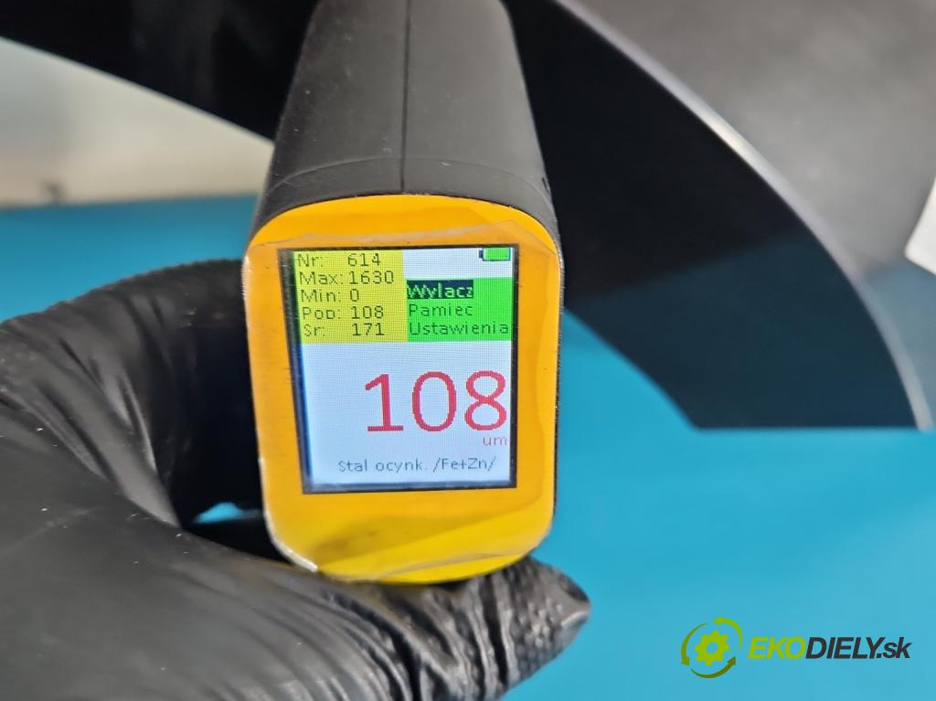 Skoda Superb III 2015-2024 2.0 tdi 150 HP automatic 110 kW 1968 cm3 5- blatník predné pravý  (Kľučka dverí ostatné)