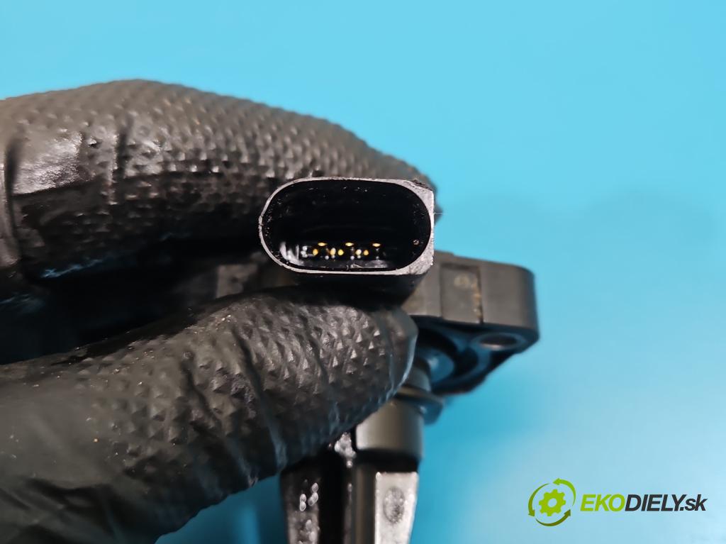 Audi A6 C7 2011-2018 2.0 TFSI 179KM automatic 132 kW 1984 cm3 4- snímač úroveň: oleja: 03C907660Q (Snímač)