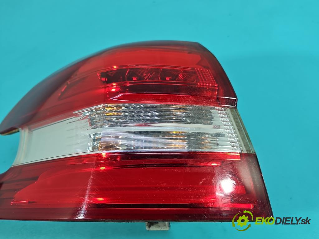 Peugeot 308 II 2013-2021 1.2 12V 110 hp manual 81 kW 1199 cm3 5- světlo zadní levé 9678093980 (Klika dveří ostatní)