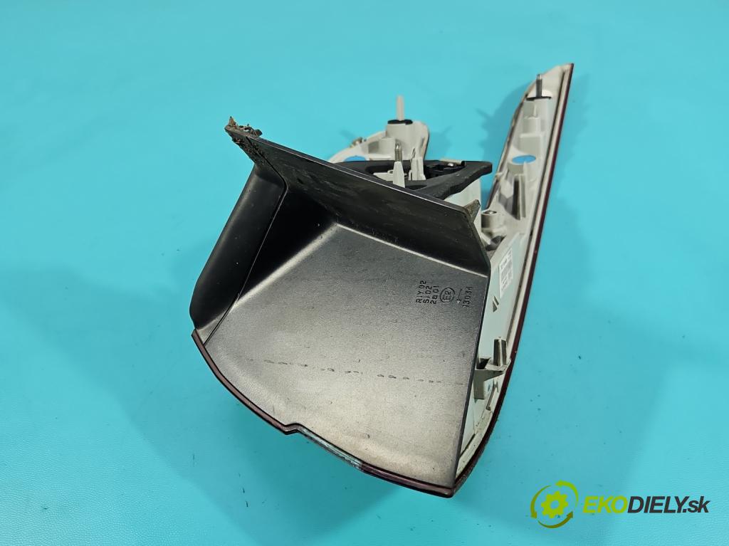 Peugeot 308 II 2013-2021 1.2 12V 110 hp manual 81 kW 1199 cm3 5- světlo zadní levé 9678093980 (Klika dveří ostatní)