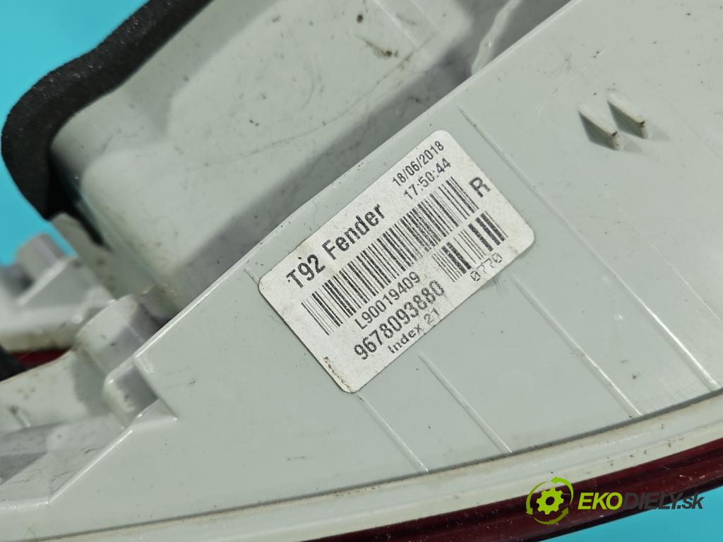 Peugeot 308 II 2013-2021 1.2 12V 110 hp manual 81 kW 1199 cm3 5- světlo zadní pravé 9678093880 (Klika dveří ostatní)