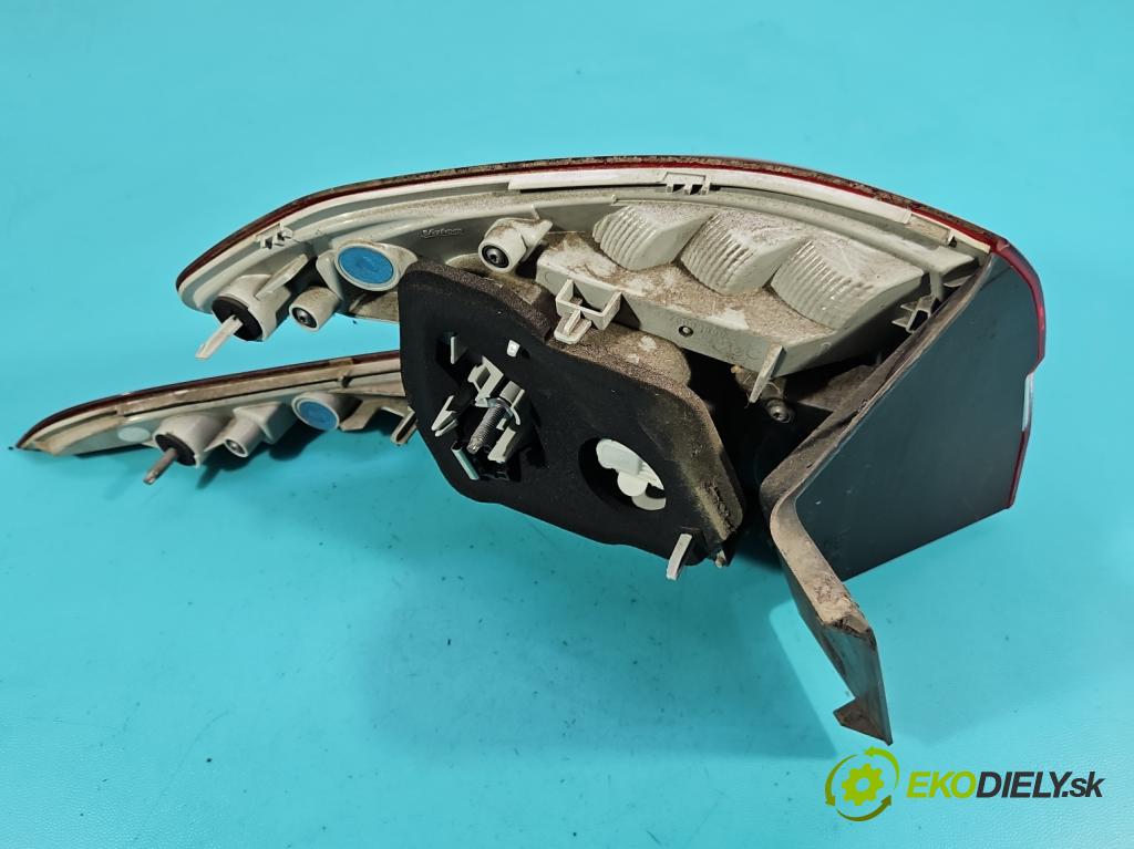 Peugeot 308 II 2013-2021 1.2 12V 110 hp manual 81 kW 1199 cm3 5- světlo zadní pravé 9678093880 (Klika dveří ostatní)