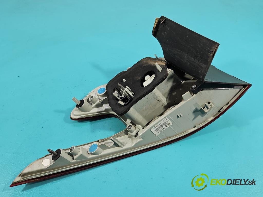 Peugeot 308 II 2013-2021 1.2 12V 110 hp manual 81 kW 1199 cm3 5- světlo zadní pravé 9678093880 (Klika dveří ostatní)