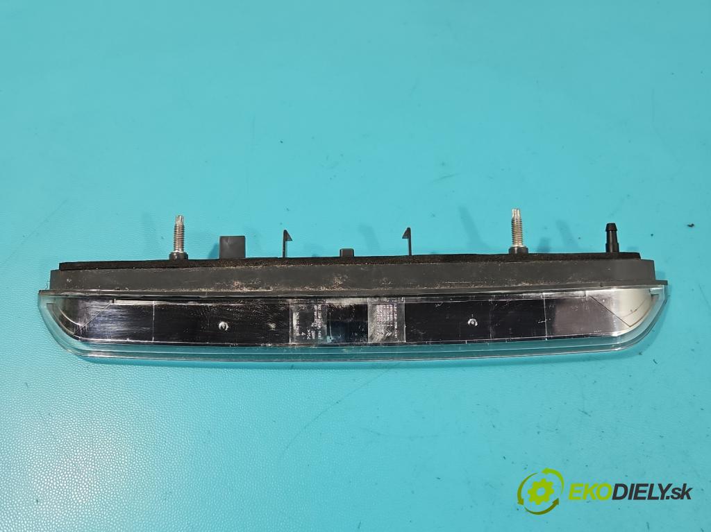 Peugeot 308 II 2013-2021 1.2 12V 110 HP manual 81 kW 1199 cm3 5- světlo: stop: 9688016380