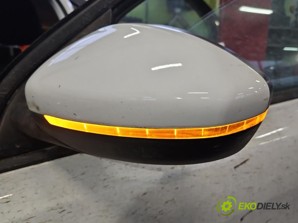 Peugeot 308 II 2013-2021 1.2 12V 110 hp manual 81 kW 1199 cm3 5- zpětné zrcátko levé 98088641XT (Klika dveří ostatní)