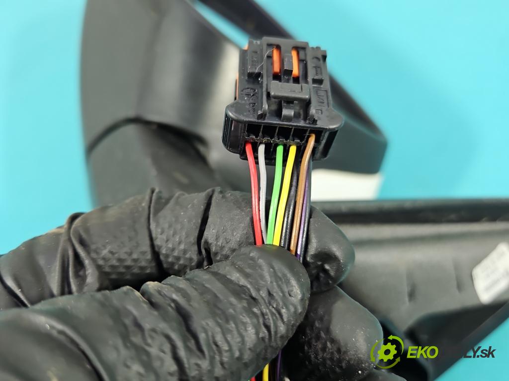 Peugeot 308 II 2013-2021 1.2 12V 110 HP manual 81 kW 1199 cm3 5- zrkadlo ľavé 98088641XT (Kľučka dverí ostatné)