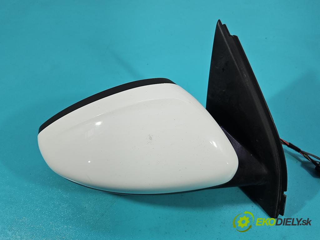 Peugeot 308 II 2013-2021 1.2 12V 110 hp manual 81 kW 1199 cm3 5- zpětné zrcátko pravé  (Klika dveří ostatní)