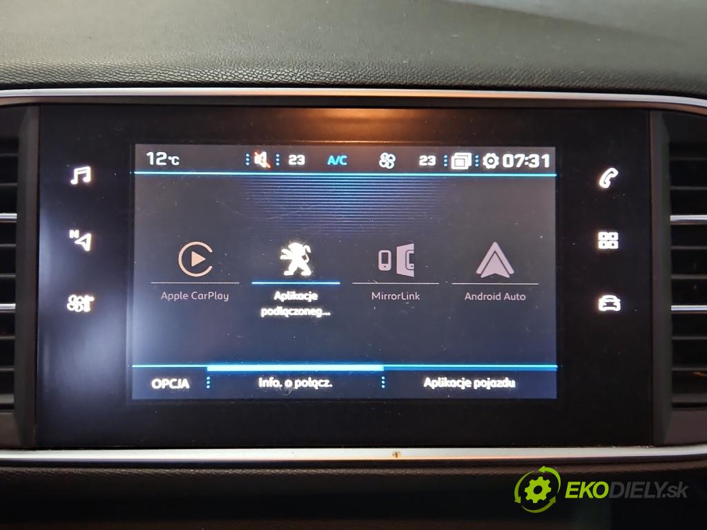 Peugeot 308 II 2013-2021 1.2 12V 110 HP manual 81 kW 1199 cm3 5- Zobrazit: 982429858000 (Prístrojová doska)