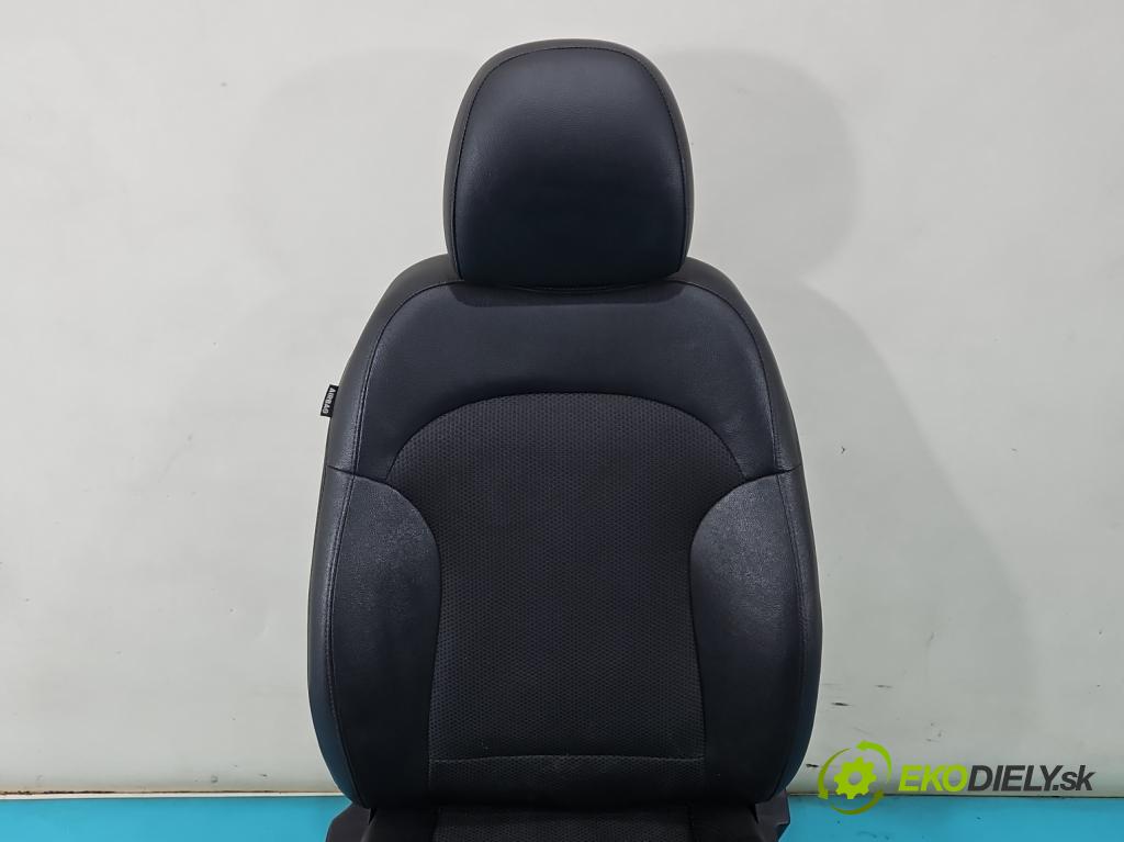 Hyundai Ix35 2.0 CRDI 136 HP manual 100 kW 1995 cm3 5- sedačke: komplet 
