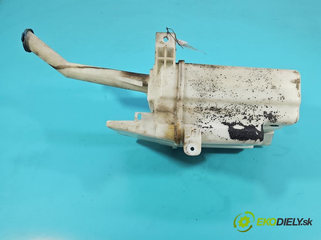 Toyota Avensis II T25 2003-2008 1.8 vvti 129 hp manual 95 kW 1794 cm3 5- nádržka tekutina: ostřikovačů