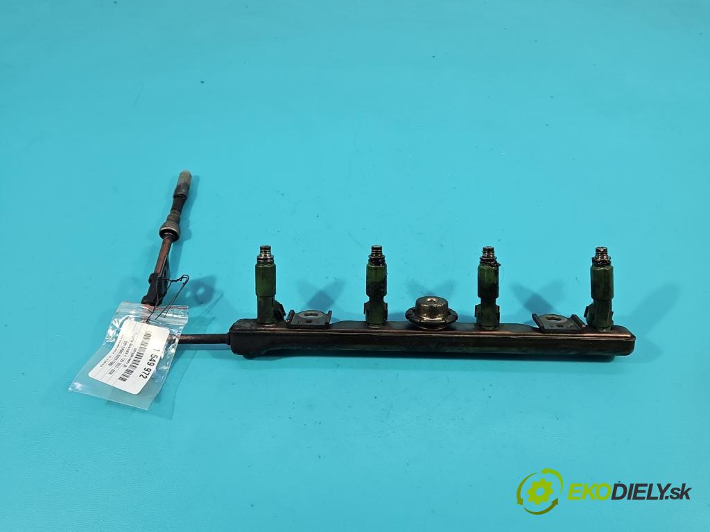 Toyota Avensis II T25 2003-2008 1.8 vvti 129 HP manual 95 kW 1794 cm3 5- vstrek 23250-22040 (Vstrekovač paliva)