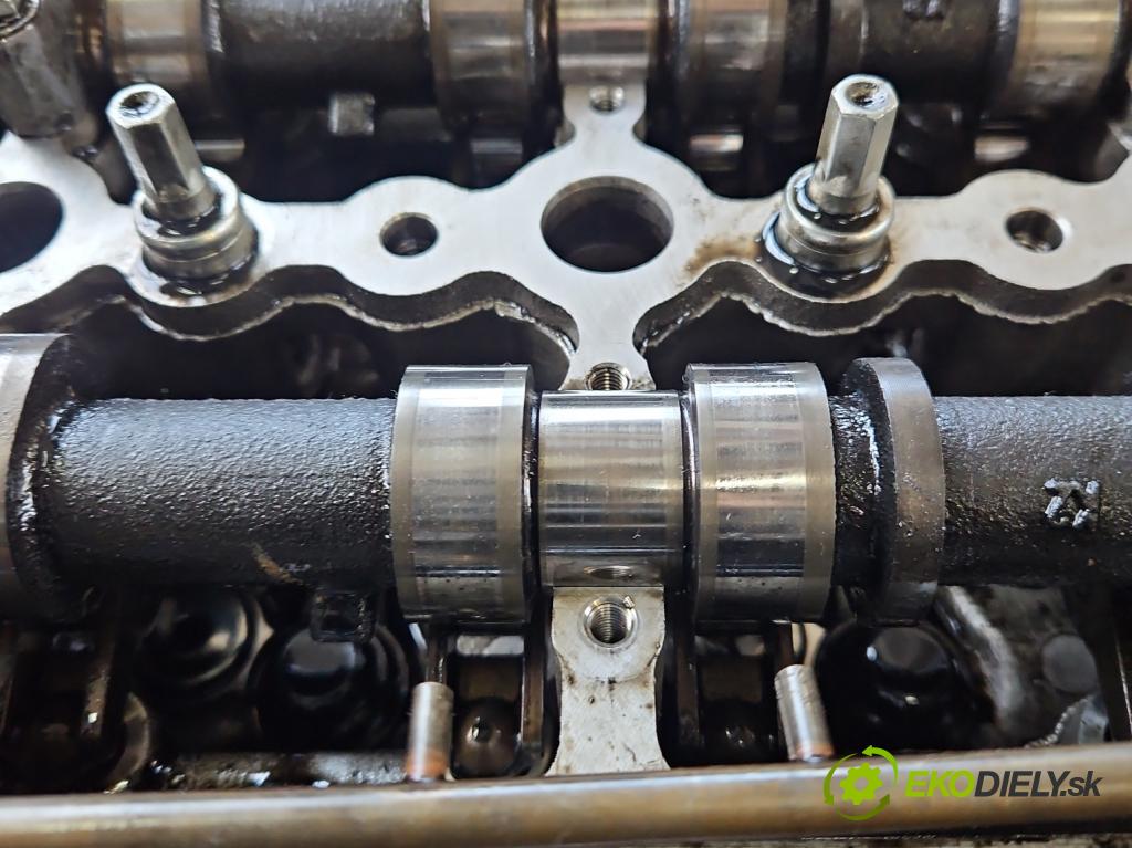 Toyota Auris I 2006-2013 2.0 D4D 126 HP manual 93 kW 1998 cm3 5- motor diesla 1AD