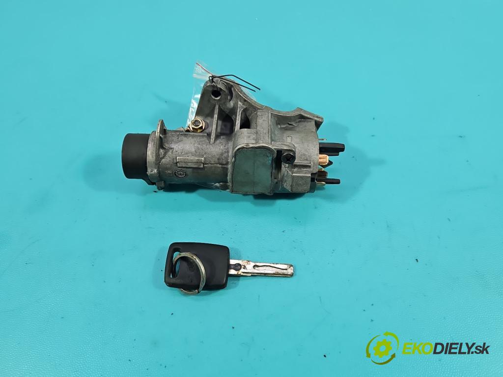 Audi A3 8L 1996-2003 1.9 tdi 90 HP manual 66 kW 1896 cm3 5- Spínačka  (Spínacia skrinka)
