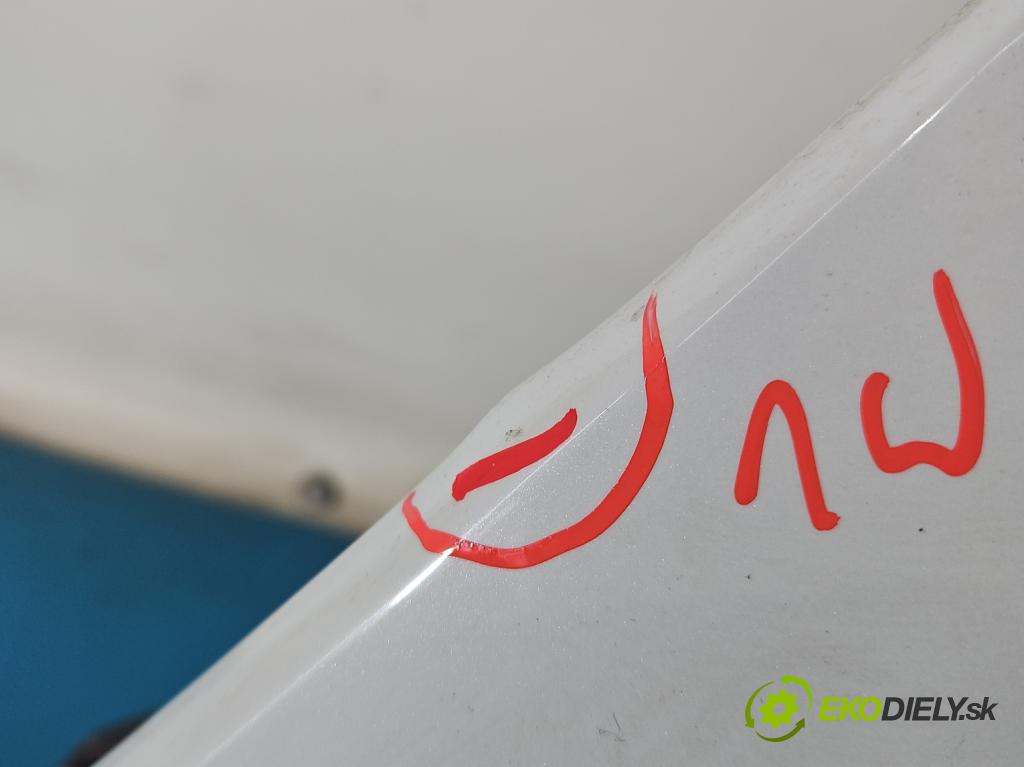 Audi A4 B9 2015-2024 2.0 TFSI 252KM automatic 185 kW 1984 cm3 4- blatník predné ľavý  (Blatník predný ľavý)