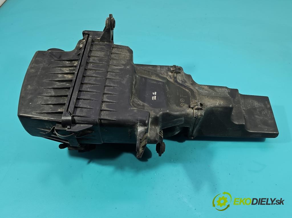 Kia Venga 1.4 16V 90 HP manual 66.2 kW 1396 cm3 5- obal filtra vzduchu 28112-1P100 (Obal vzduchového filtra)