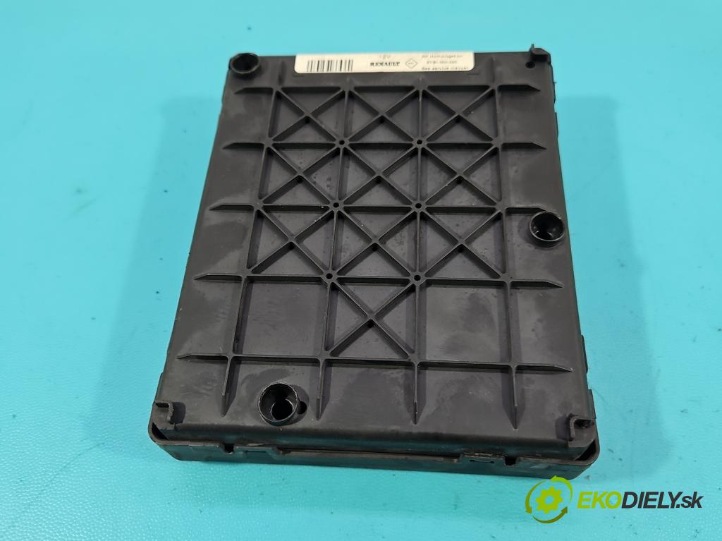 Renault Scenic I 1996-2003 1.6 16V 107 HP manual 79 kW 1598 cm3 5- riadiaca jednotka motora 8200056873