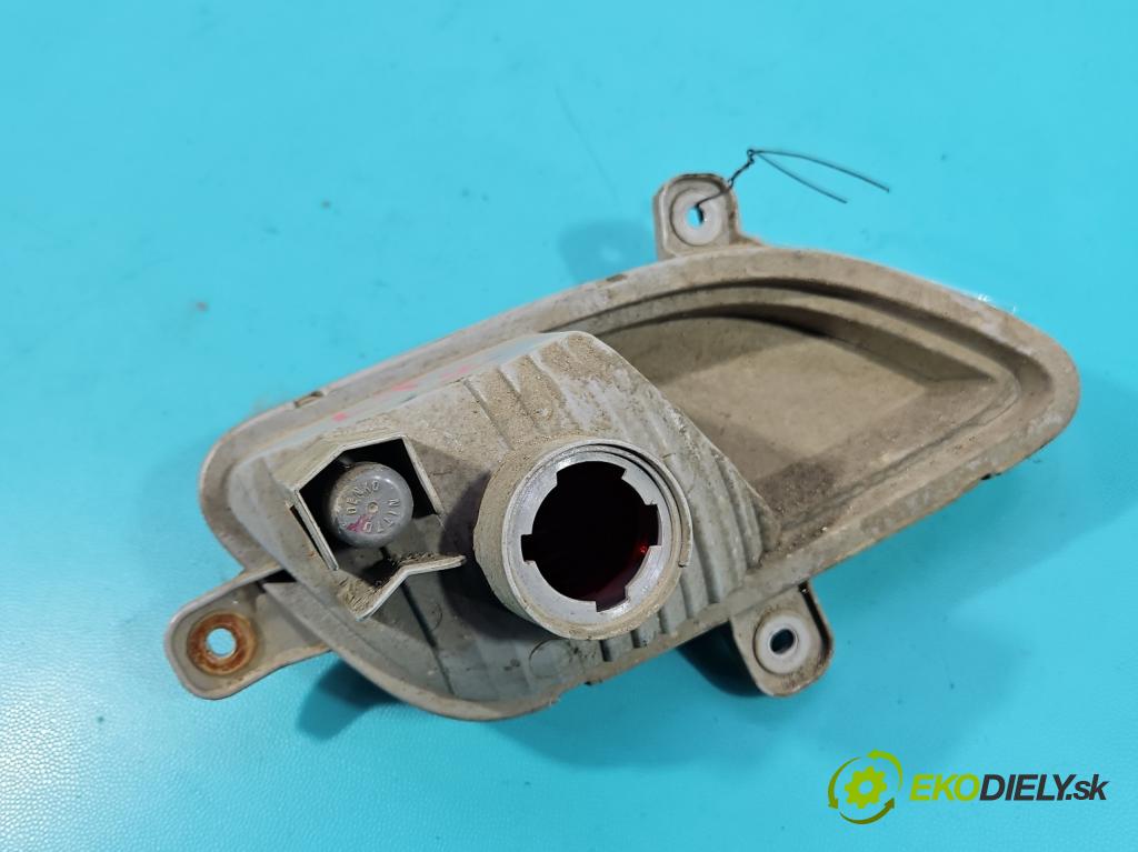 Kia Venga 1.4 16V 90 HP manual 66.2 kW 1396 cm3 5- svetlo / reflektor zadné ľavé nárazník 92403-1PO