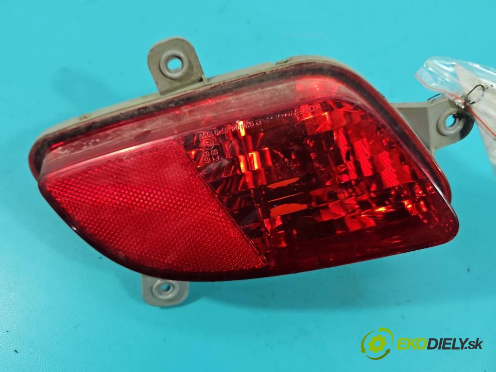 Kia Venga 1.4 16V 90 HP manual 66.2 kW 1396 cm3 5- svetlo / reflektor zadné pravé nárazník 92404-1PO