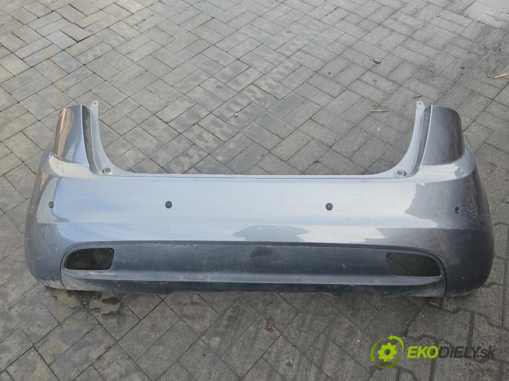 Kia Venga 1.4 16V 90 hp manual 66.2 kW 1396 cm3 5- nárazník zadní  (Klika dveří ostatní)