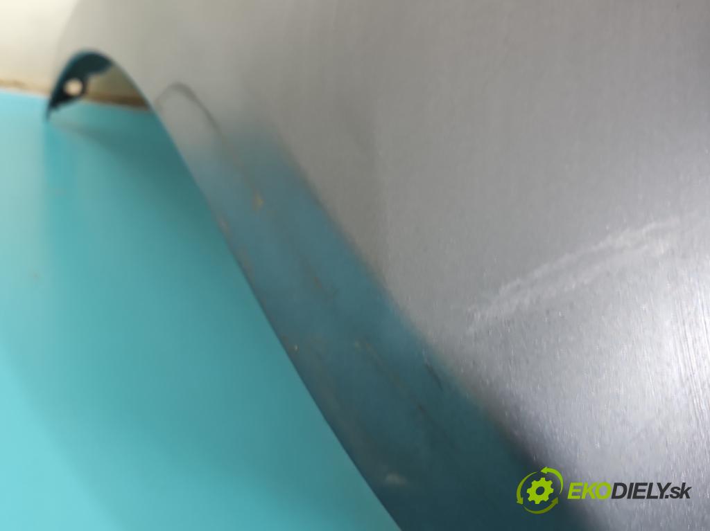 Kia Venga 1.4 16V 90 hp manual 66.2 kW 1396 cm3 5- nárazník zadní  (Klika dveří ostatní)