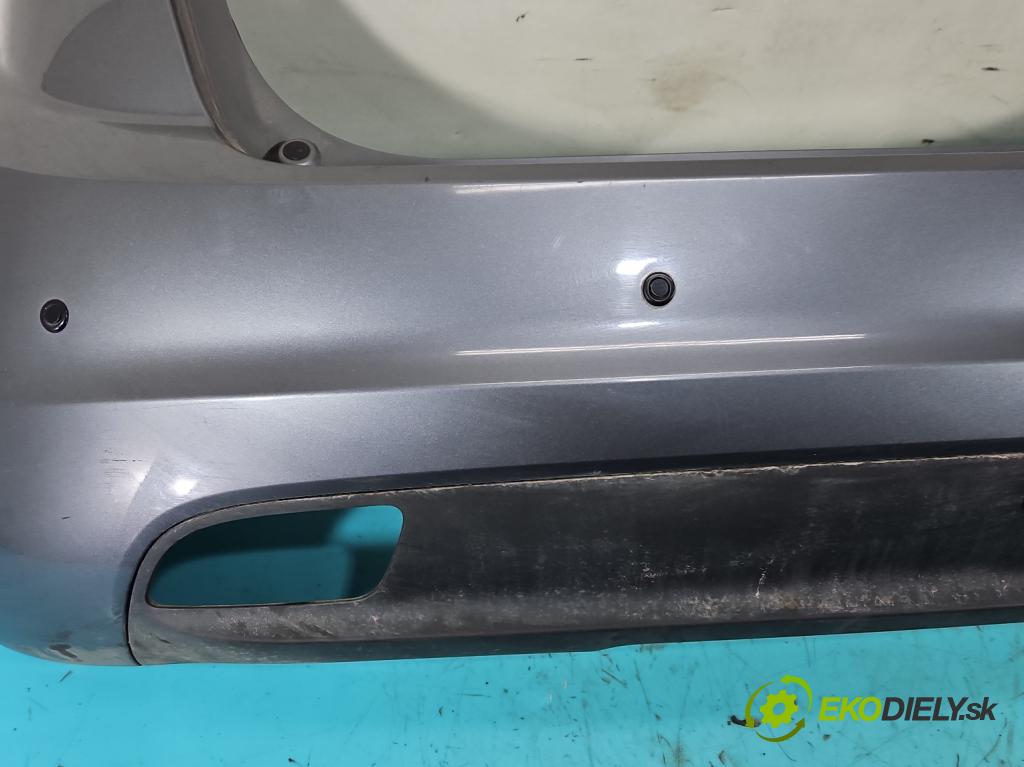 Kia Venga 1.4 16V 90 hp manual 66.2 kW 1396 cm3 5- nárazník zadní  (Klika dveří ostatní)