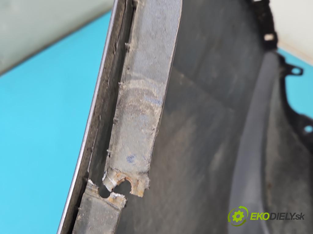 Kia Venga 1.4 16V 90 hp manual 66.2 kW 1396 cm3 5- nárazník zadní  (Klika dveří ostatní)