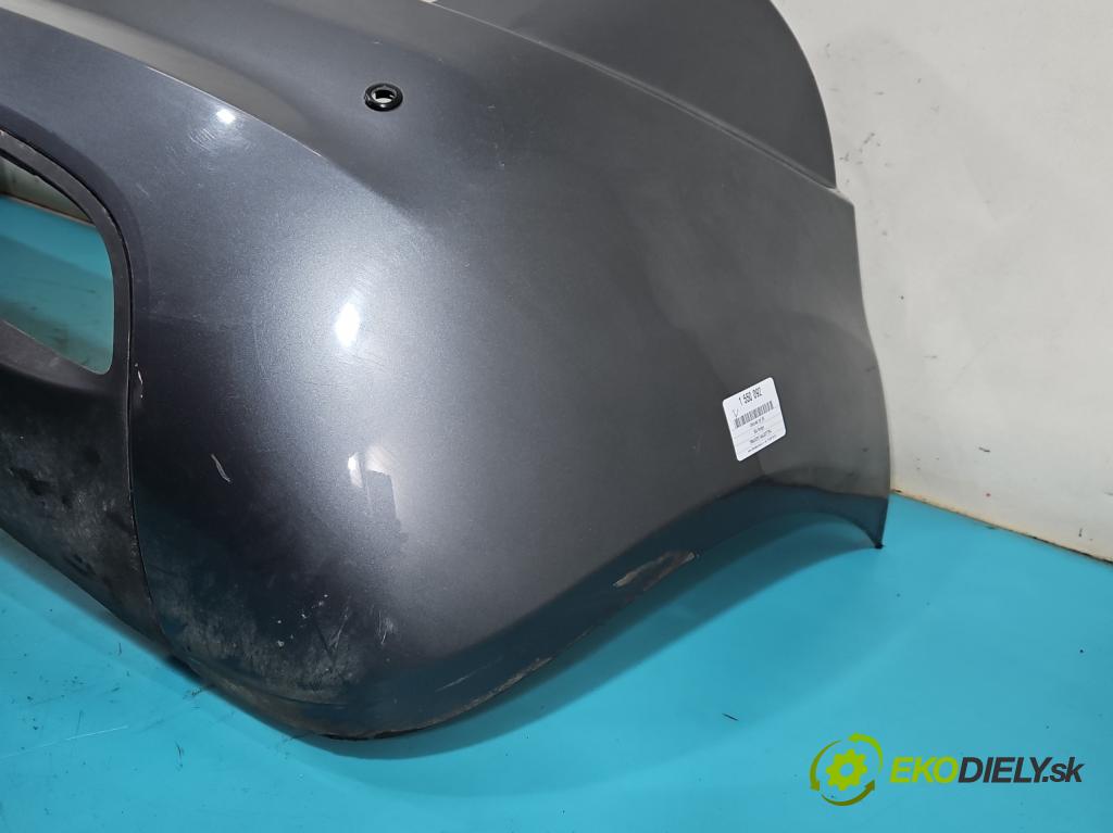 Kia Venga 1.4 16V 90 hp manual 66.2 kW 1396 cm3 5- nárazník zadní  (Klika dveří ostatní)