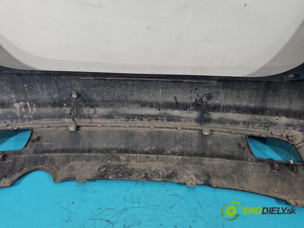 Kia Venga 1.4 16V 90 hp manual 66.2 kW 1396 cm3 5- nárazník zadní  (Klika dveří ostatní)